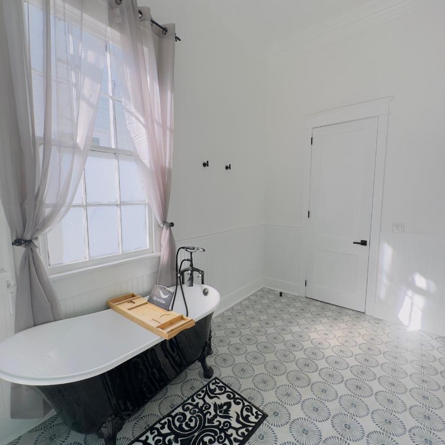 Endless Story Magazine Suite Walk French Quarter 뉴올리언스 외부 사진